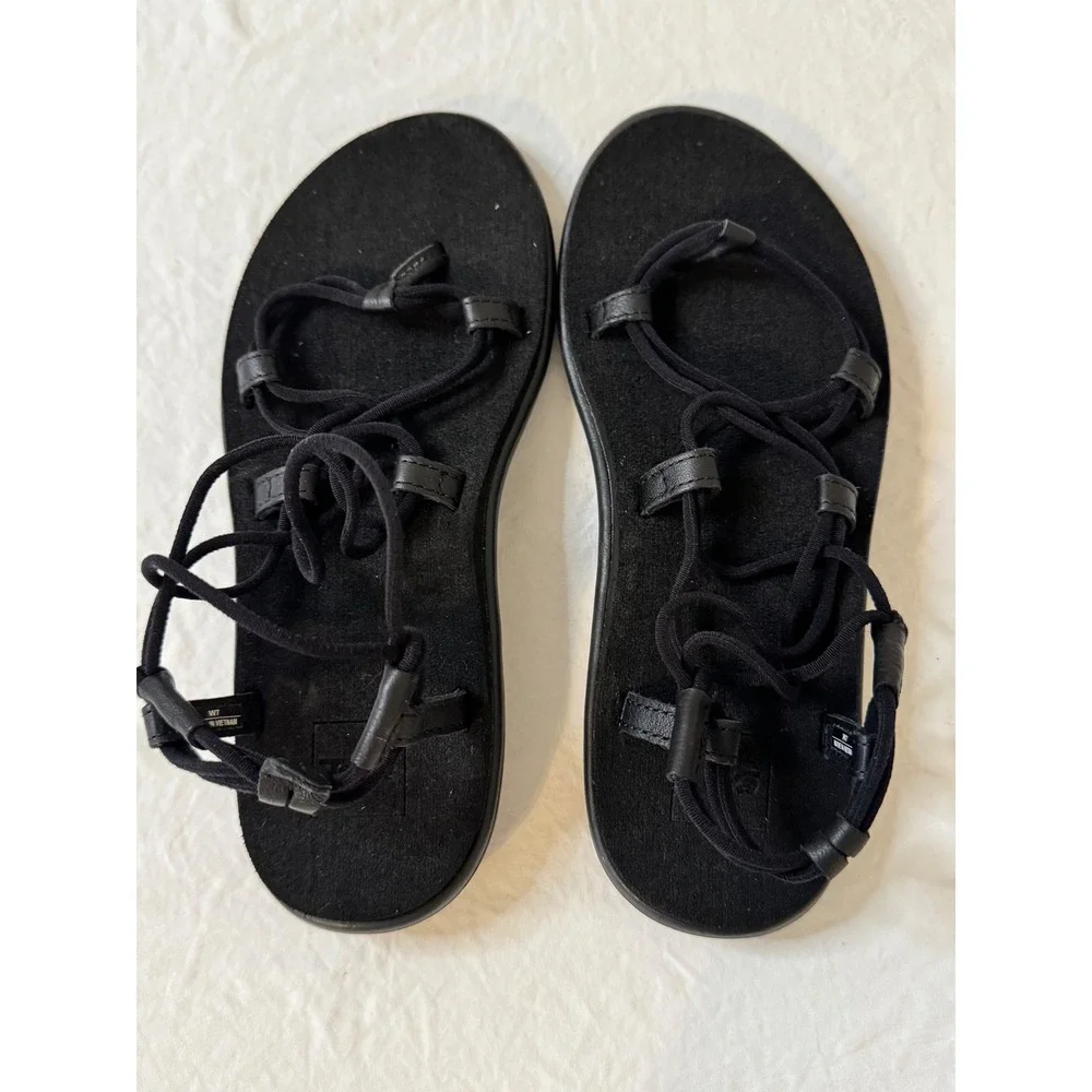 Teva Voya Infinity Black Strappy Sandals Womens W7 Minimalist Gladiator Flat